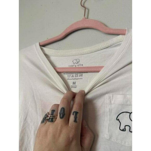 Ivory Ella Long Sleeve Tee - Elephant Design Size M - Picture 3 of 4
